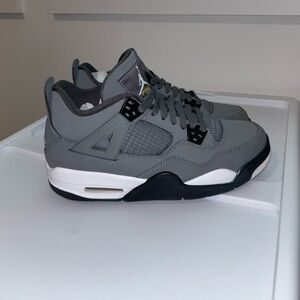 Air Jordan 4 Retro ‘Cool Grey’ 2019 (US 7Y)